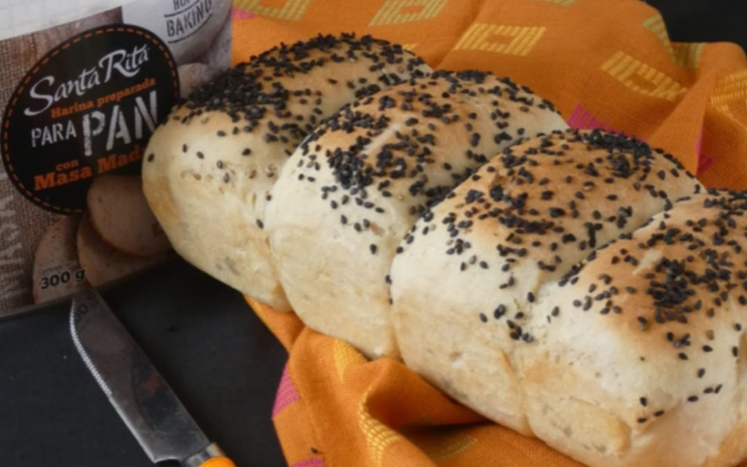 Cómo hacer PAN DE MASA MADRE CON PASAS Y SÉSAMO