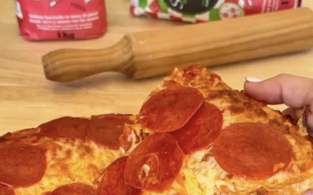 PIZZA CHICAGO DEEP-DISH (receta Sabina Banzo)